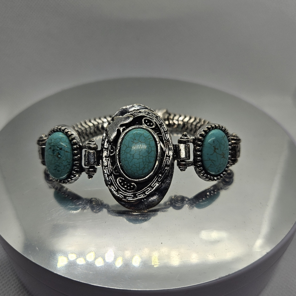 Hippie Boho tribal silver turquoise bracelet - Picture 7 of 7